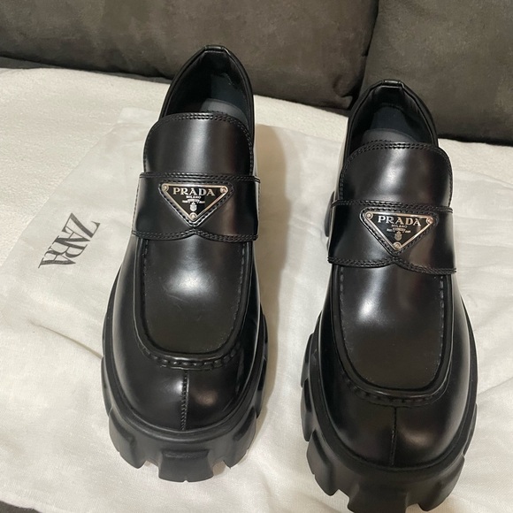 Prada monolith loafer - Picture 9 of 11